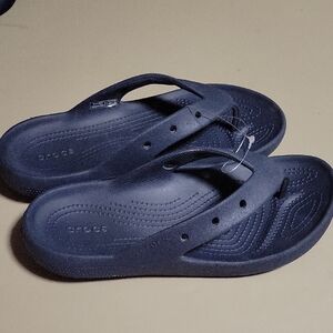 Navy  Crocs Flip Flops Size 8woman  Size 6 Mens